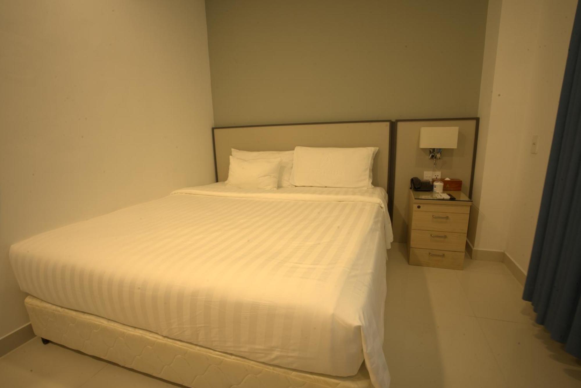 A25 Hotel - 14 Luong Huu Khanh Ho Chi Minh City Exterior photo