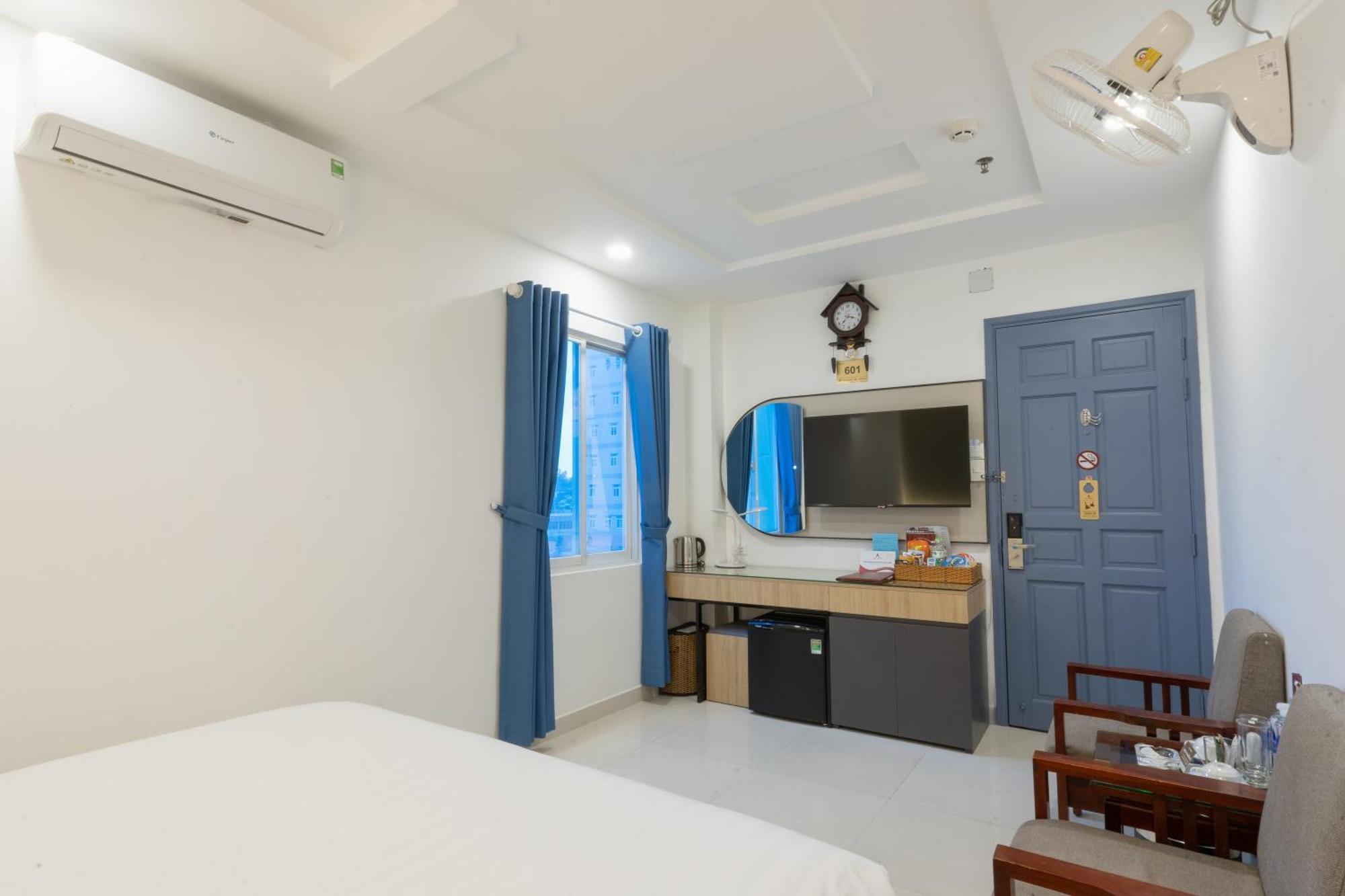 A25 Hotel - 14 Luong Huu Khanh Ho Chi Minh City Exterior photo