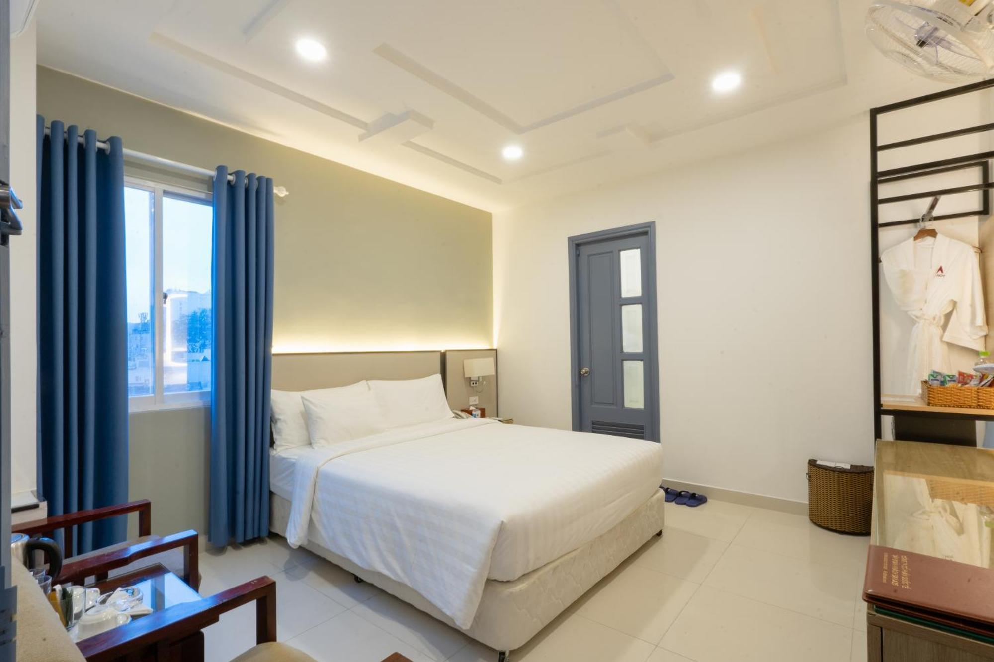 A25 Hotel - 14 Luong Huu Khanh Ho Chi Minh City Exterior photo