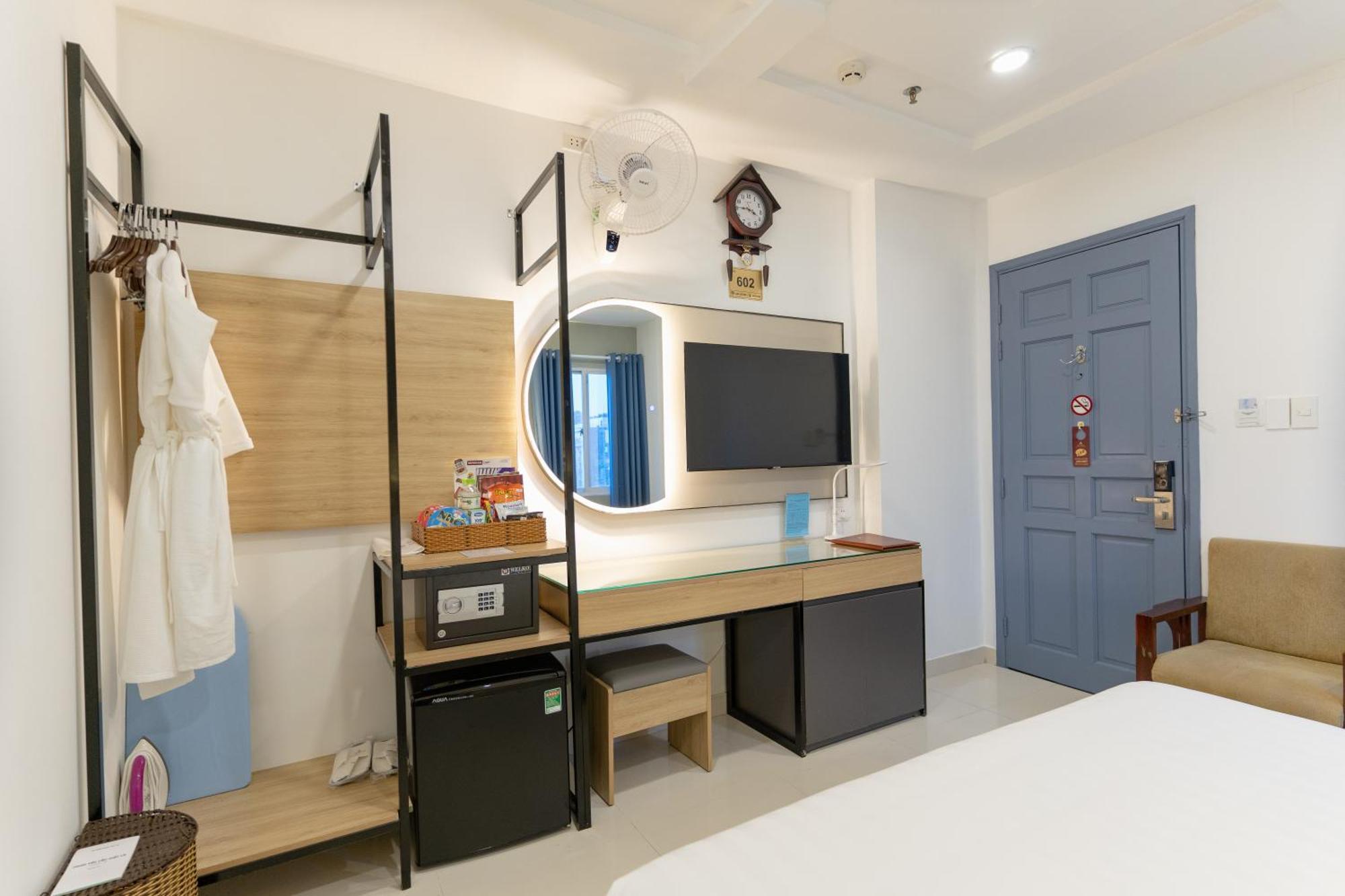 A25 Hotel - 14 Luong Huu Khanh Ho Chi Minh City Exterior photo